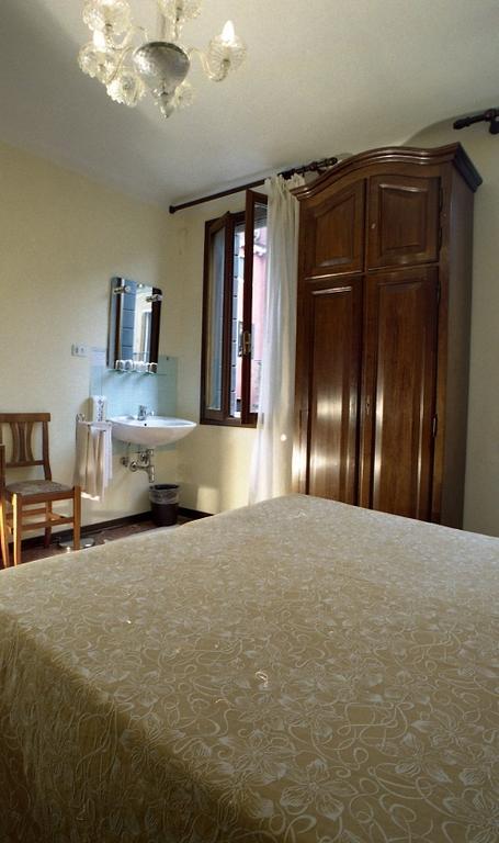 Hotel Minerva & Nettuno Venesia Ruang foto